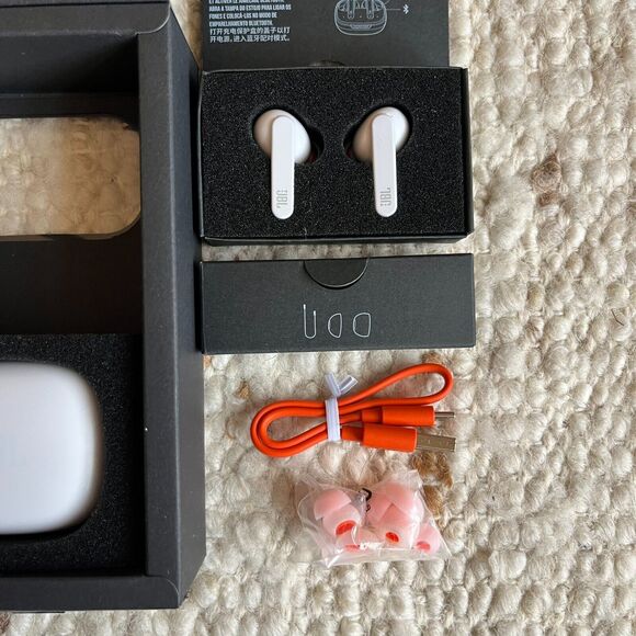 JBL Live PRO+ TWS Wireless Bluetooth Noise Cancelling Headphones White Case Buds - Picture 10 of 10